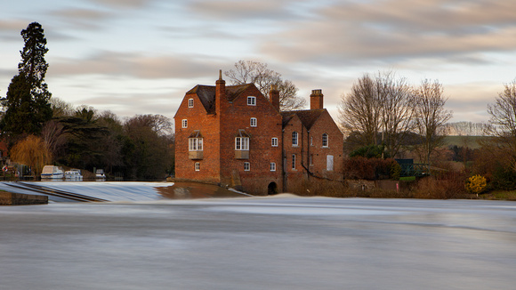 Cropthorne Mill, Worcestershire (26 second exposure)